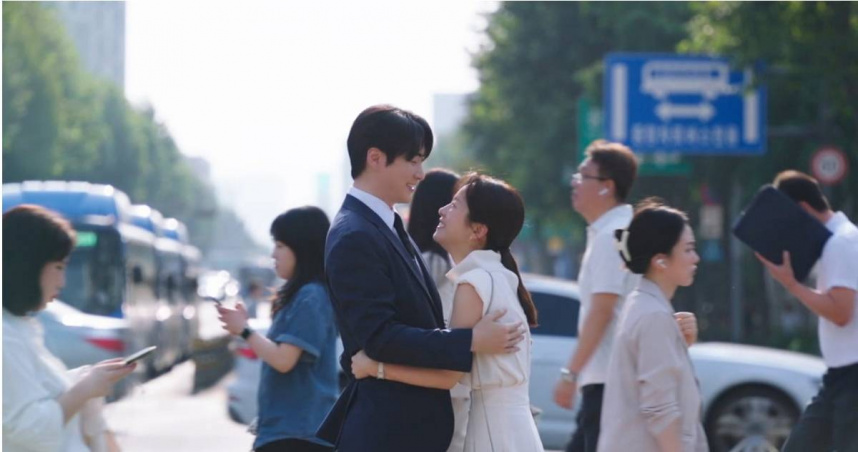 韓劇《我的完美秘書》劇情簡介＆十大亮點、韓志旼、李浚赫主演的療癒羅曼史