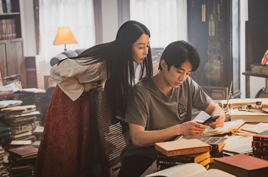 《啵me之我的青春住了鬼》集結邵雨薇、初孟軒與鄭人碩等實力派卡司,一起尋找耳聞不見的真愛 - 第3張圖 《啵me之我的青春住了鬼》集結邵雨薇、初孟軒與鄭人碩等實力派卡司,一起尋找耳聞不見的真愛