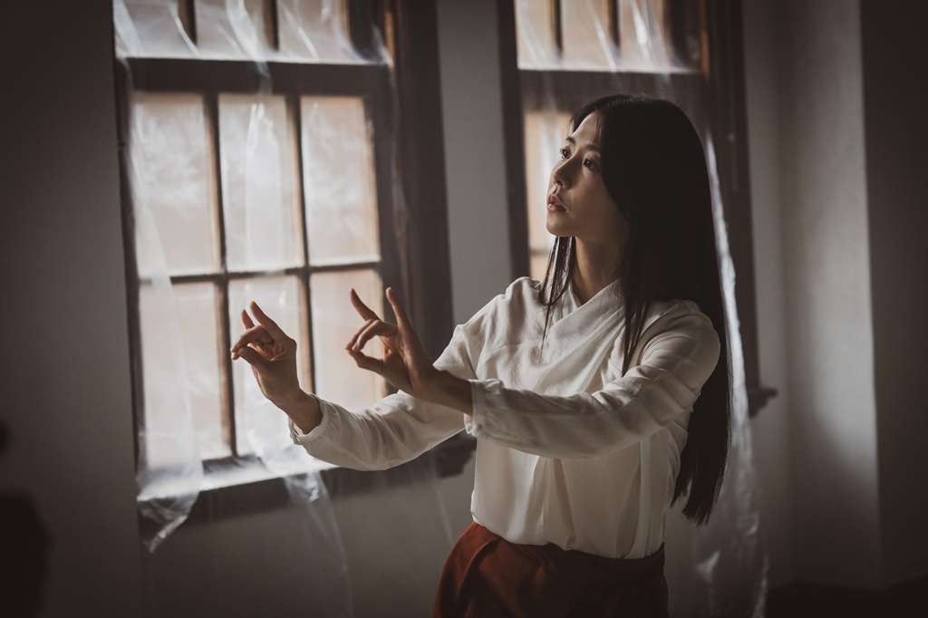 《啵me之我的青春住了鬼》集結邵雨薇、初孟軒與鄭人碩等實力派卡司,一起尋找耳聞不見的真愛 - 第7張圖 《啵me之我的青春住了鬼》集結邵雨薇、初孟軒與鄭人碩等實力派卡司,一起尋找耳聞不見的真愛