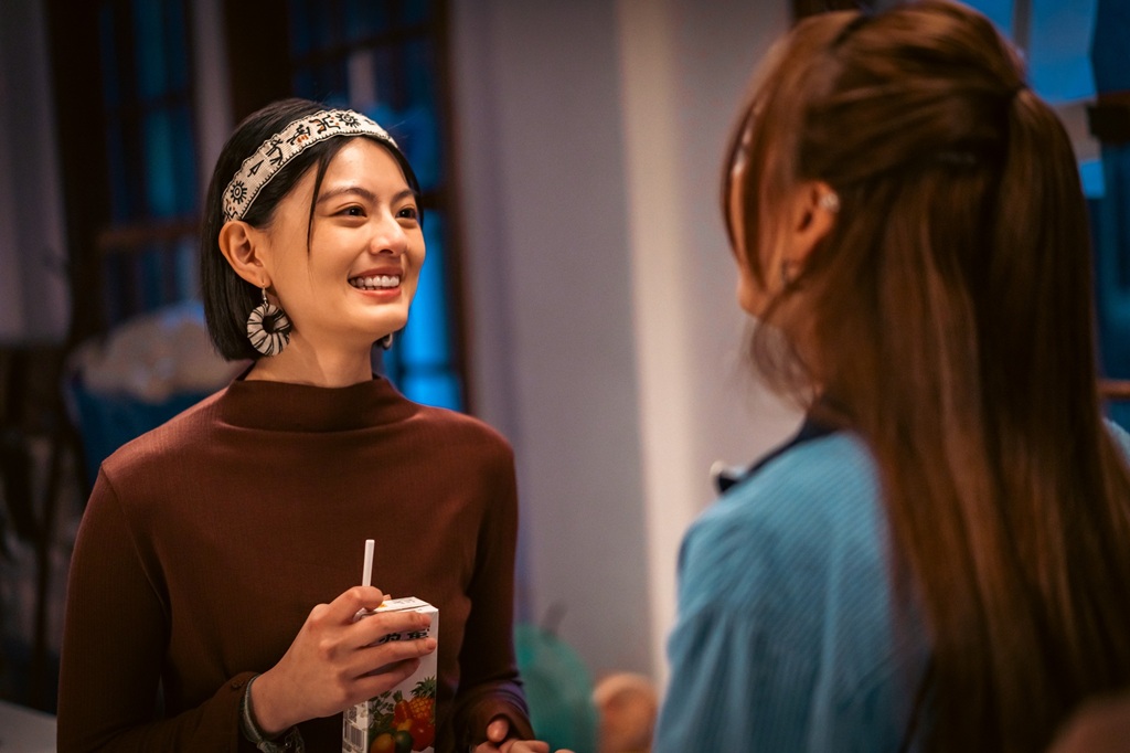 《啵me之我的青春住了鬼》集結邵雨薇、初孟軒與鄭人碩等實力派卡司,一起尋找耳聞不見的真愛 - 第14張圖 《啵me之我的青春住了鬼》集結邵雨薇、初孟軒與鄭人碩等實力派卡司,一起尋找耳聞不見的真愛