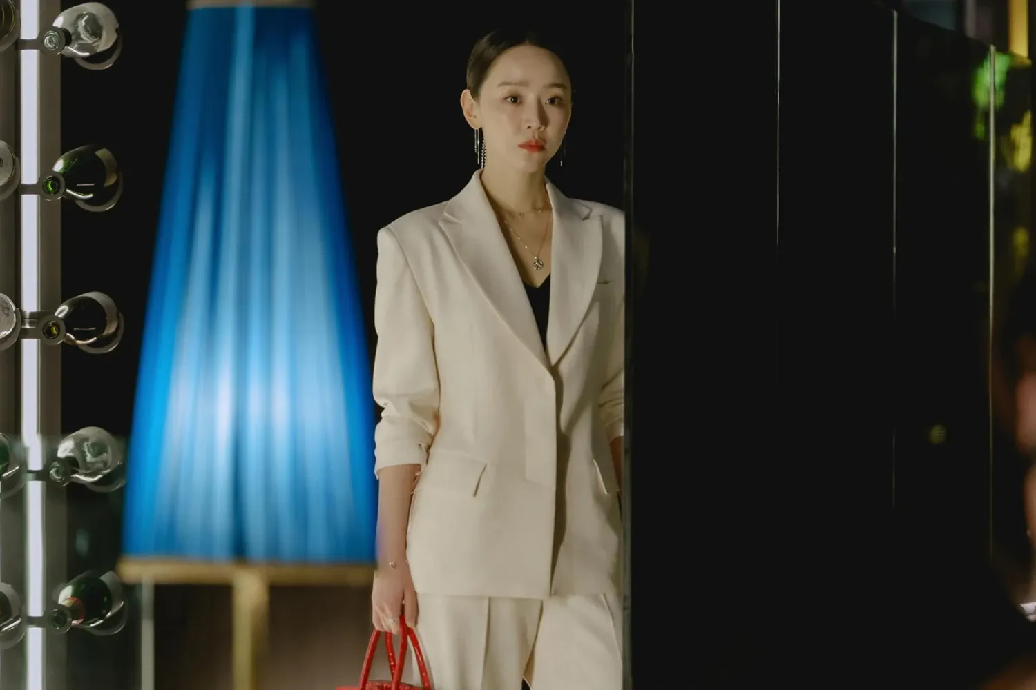 Netflix韓劇《莎拉的真偽人生》解析人性多重謊言與十大核心看點