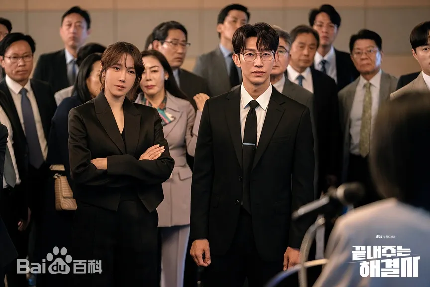 韓劇《完美離婚事務所》由《Penthouse 上流戰爭》系列中「沈秀蓮」再度爆紅的李智雅化身離婚大師,聯手在《非常律師禹英禑》走紅姜其永大快人心的復仇之路 - 第3張圖 韓劇《完美離婚事務所》由《Penthouse 上流戰爭》系列中「沈秀蓮」再度爆紅的李智雅化身離婚大師,聯手在《非常律師禹英禑》走紅姜其永大快人心的復仇之路